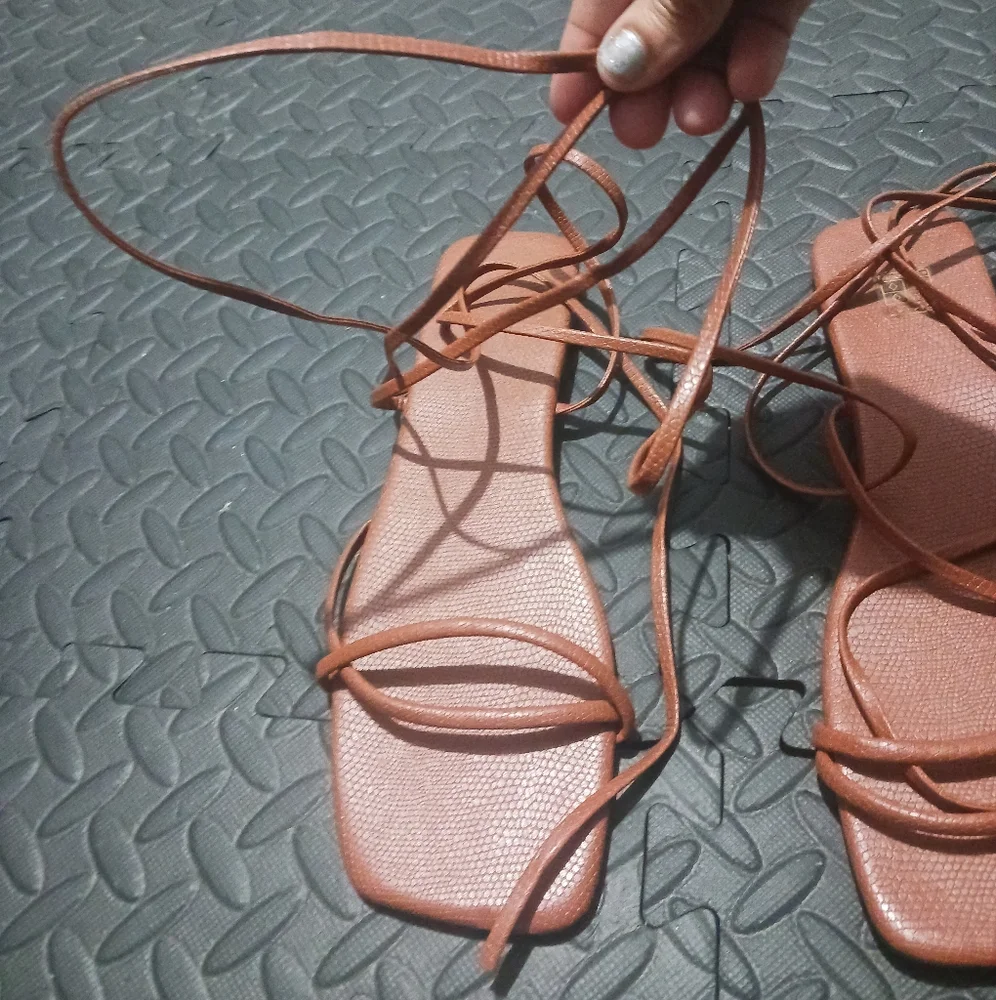 Women Brown Lace Up Flat Sandals - Picture 3 of 11